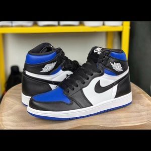 Air Jordan 1s “Royal toe”